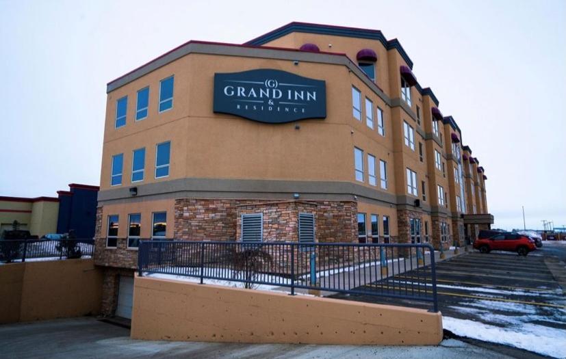 Grand Inn & Residence- グランド・プレーリー エクステリア 写真